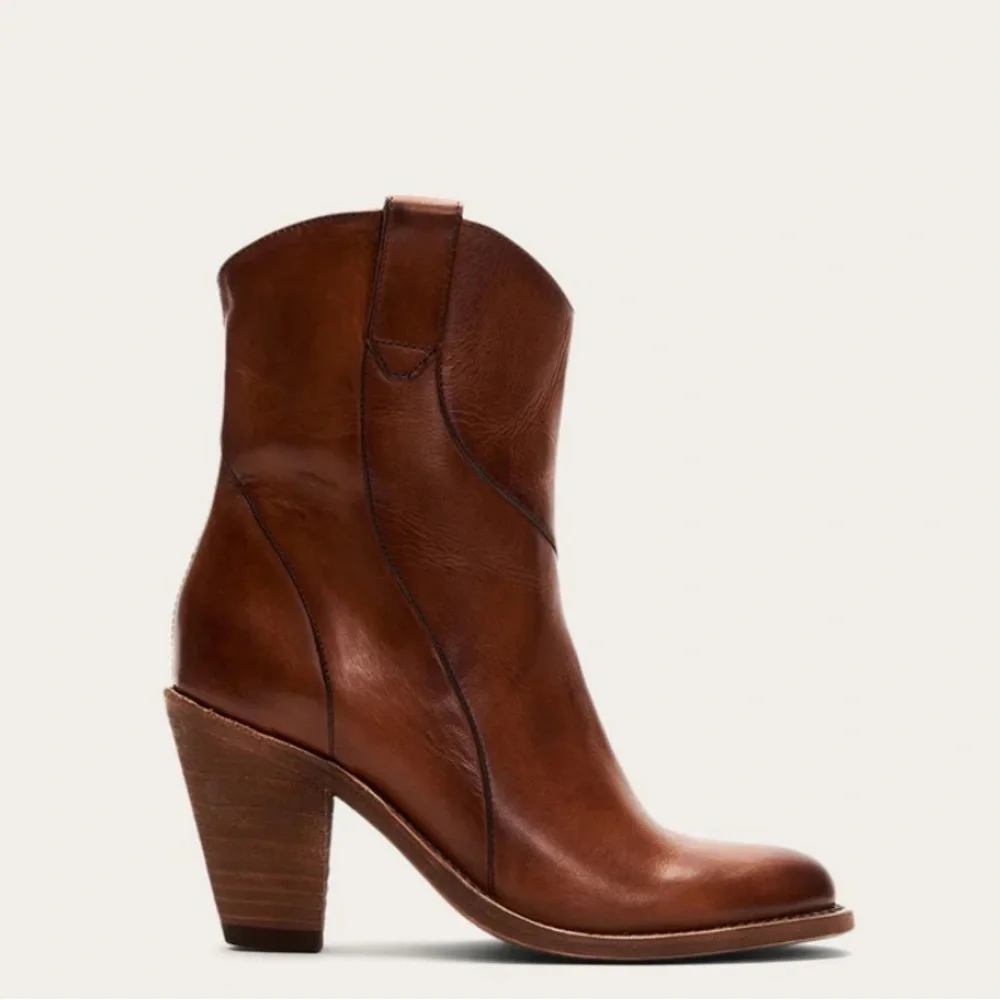 Frye Mustang Seam Short Cognac Brown Leather Cowboy Pull-on Heeled Ankle Bootie - Picture 4 of 15